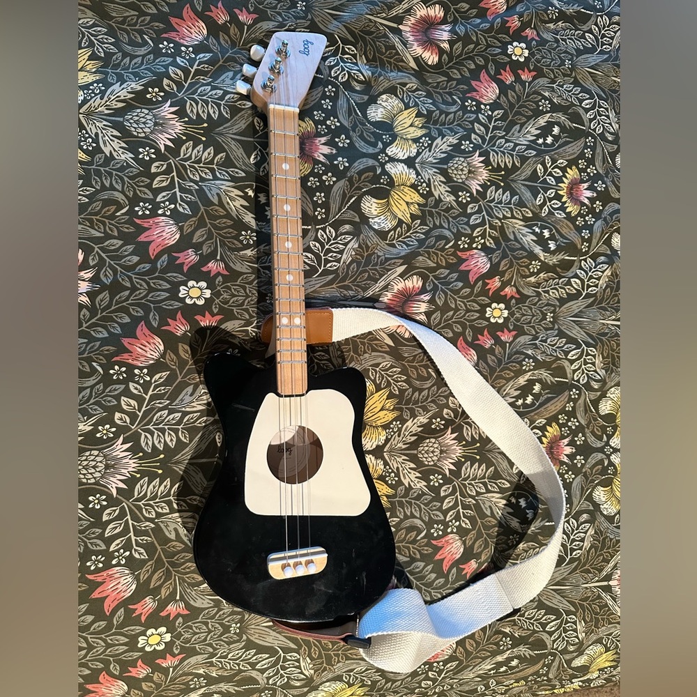Loog 3 String Mini Acoustic black & white Guitar for Beginners 3+ small